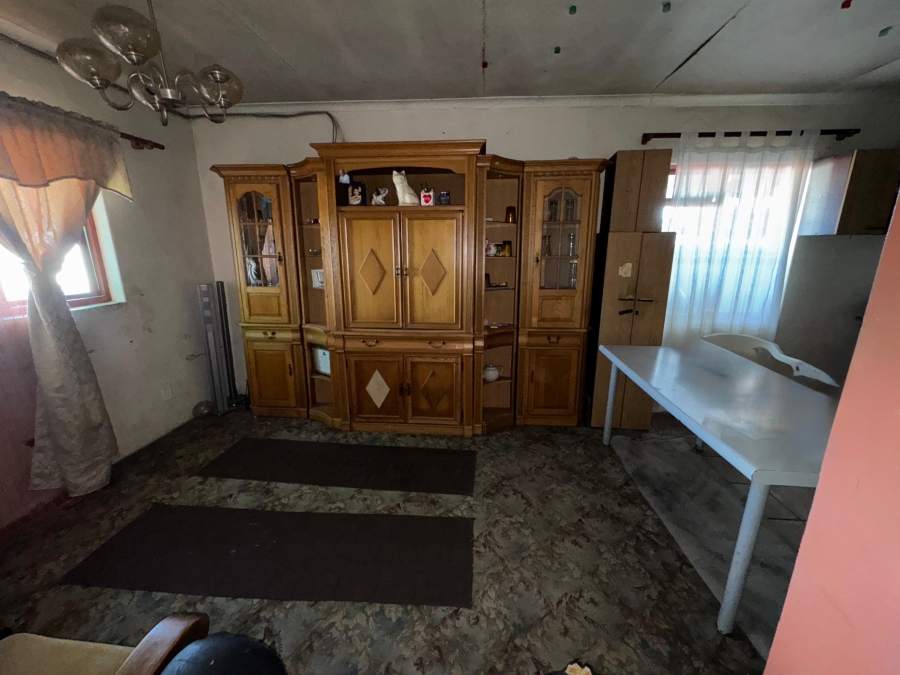 5 Bedroom Property for Sale in Delft South Western Cape